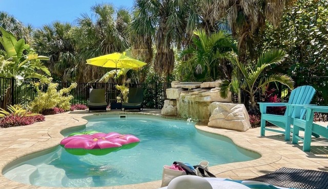 North Captiva-Pool w/Waterfall & Swing Bar, Bikes