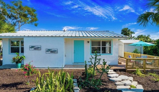 Ocean Bike Ride, 2bed 2bath, Hot tub, Sleeps 6