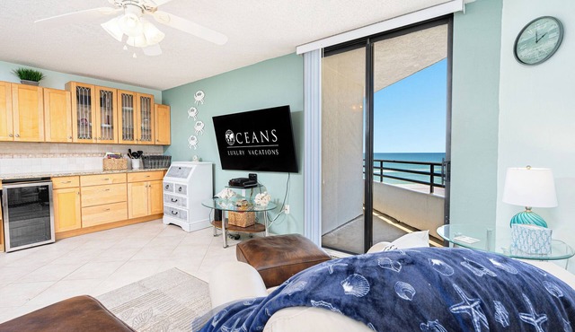 Ocean View-Heated Indoor/Outdoor Pool-Oceans Atrium #403 in Daytona Beach
