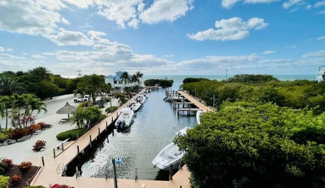 Ocean View Overlooking Marina Ocean Pointe 5305