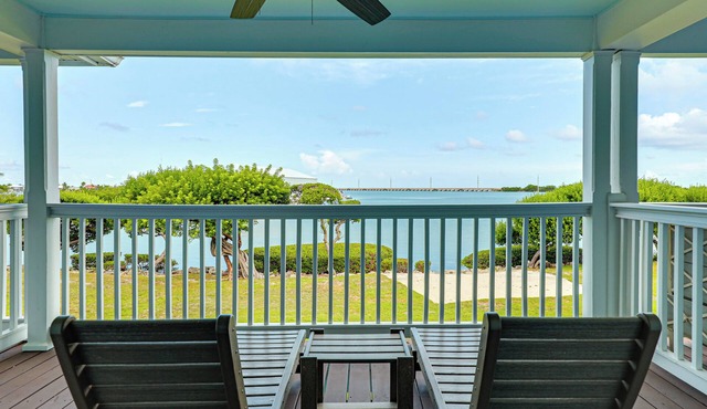 Oceanfront Duck Key Villa: 2 Marinas Steps Away!