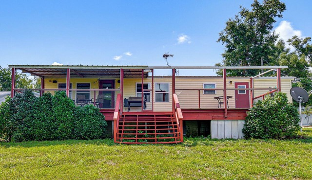 On Deer Point Lake! Home w/Private Dock & Hot Tub
