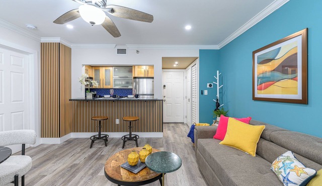 One block from the beach! South Beach/Ocean Dr - 1 Bed/Bath - Muscle Beach in Miami Beach