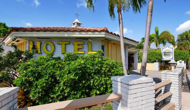OYO Hotel Coral Gables - Miami Airport