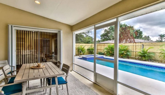 Palm Paradise with Heated Pool