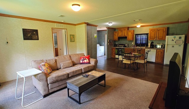 Pet-Friendly Home, 5 mins away from Rainbow Springs