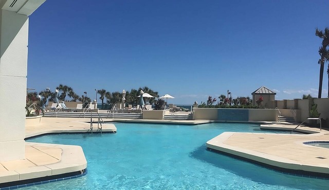 Pet-friendly Property with Outdoor Pool, Walk to Daytona Beach!