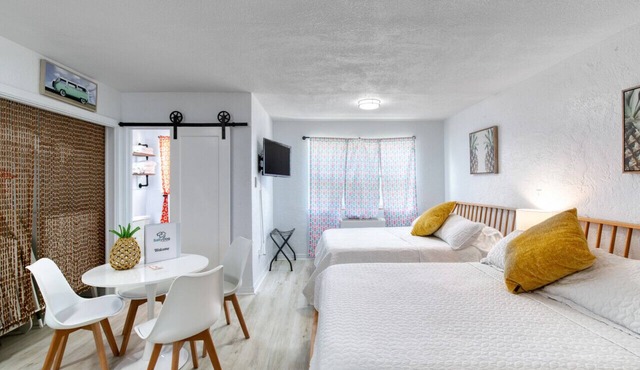 Pineapple Shores Inn Unit 1