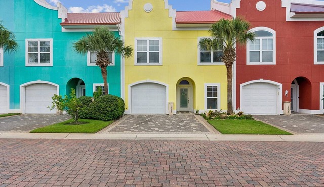 Playa Way | Bayfront Access & Fun On-Site Amenities!