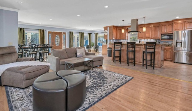 Pond View Retreat | Bright & Spacious 3BR