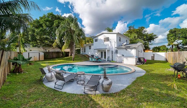 Pool Home 9