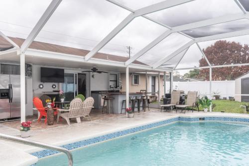 Port St Lucie Poolside Oasis