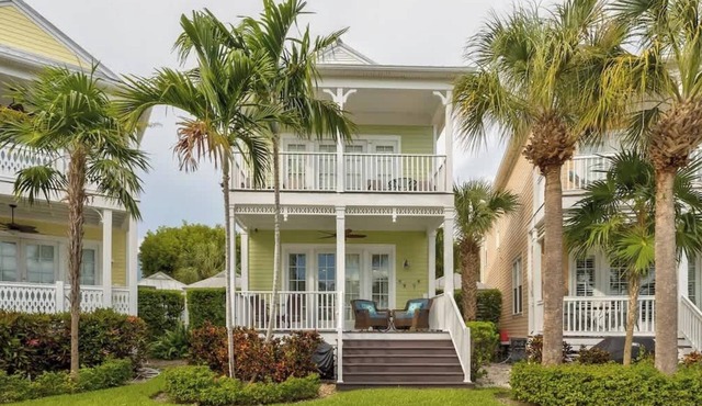 Pristine Islamorada Pool Home with Ocean View and Dockage
