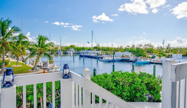 Private 174ft dock & ramp, 3br, 3 mins to Sombrero Beach