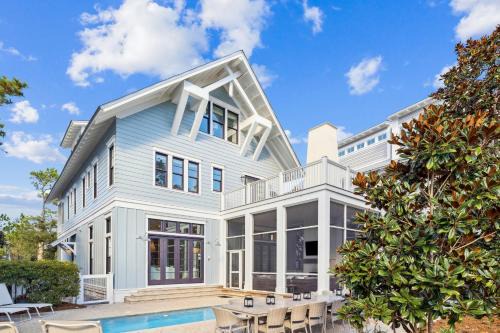 Private Pool, Lake Views, Great Outdoor Space - Lake District Home in Watercolor, FL home