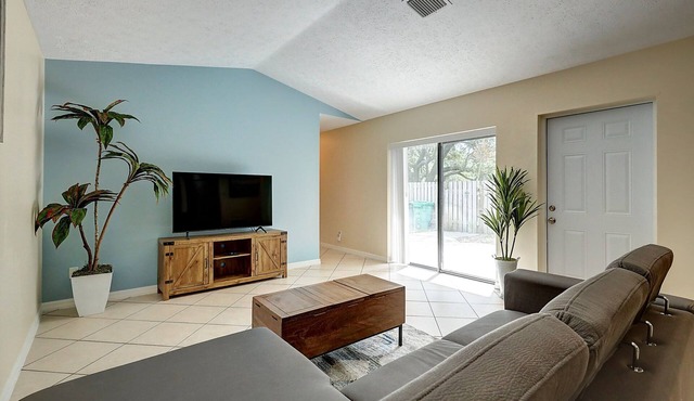 Private Villa in Port St Lucie, 30 min from the beach