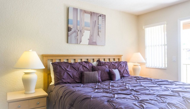 PROMO 10% WEEKLY DISCOUNT! Resort-Style 3BR Townhouse Close to Theme Parks