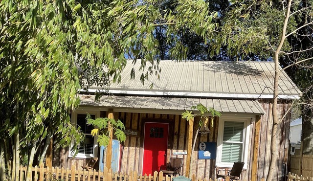 Quaint 150 year old Lincolnville cottage, restored to its old world charm.(pets)