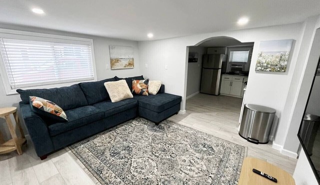 Quaint Ocean Oasis | 1bd/1bt | 4 min walk to beach