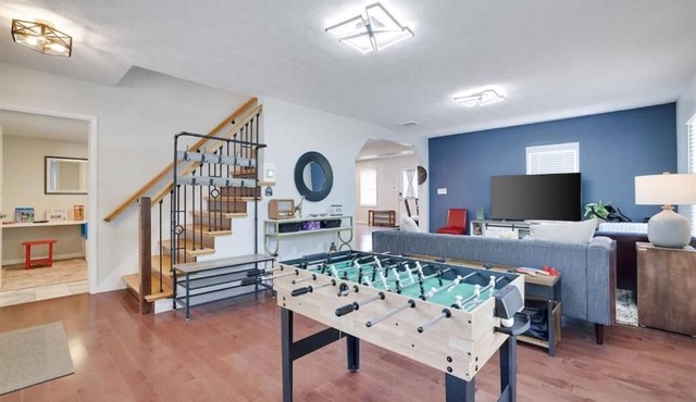 Remodeled 4BR w/Yard, Fire Pit, Near Camelback