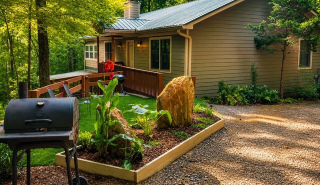 Ridgeline Cabin close to Helen, Hiking & Wineries!