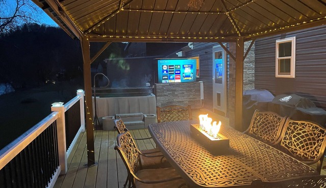 Riverfront 3-bedroom house