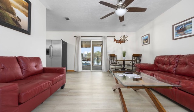 Riverfront Cottage 2 Bedroom Queen Beds/dockage included in Steinhatchee