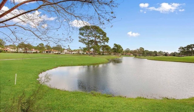 Sandestin 4BR Golf Home w/2 Golf Carts - On Golf Course