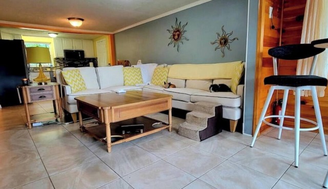 Sarasota home beautiful! Nestled on Bermuda Brook