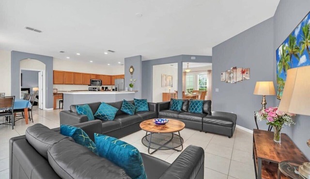 Secluded Pool! Value! Resort 9 Mi 2 Disney! 428
