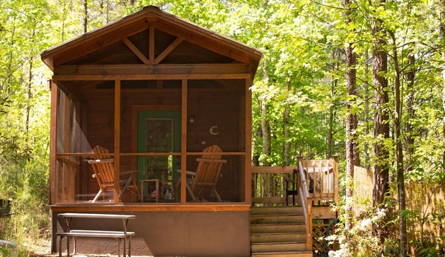 Serenity Ridge Cabin C: Couple's Escape