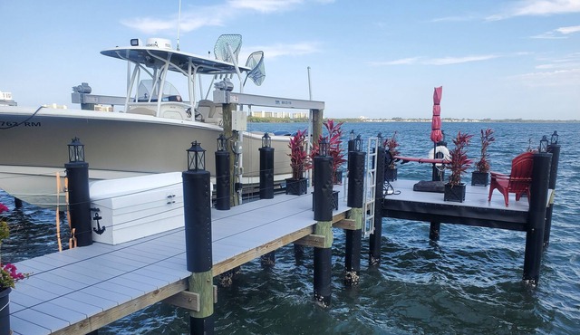 Set on the intercoastal Nettles island