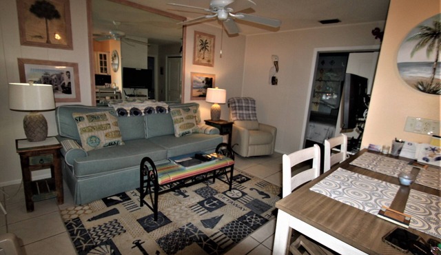 Siesta Key Couple's Get Away!