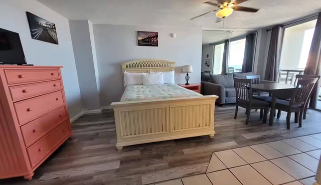 Skyline & Shore Duo ~ Adjoining Condos ~ Pool Open in Daytona Beach
