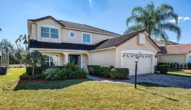 South Facing Villa With Water View Near Disney