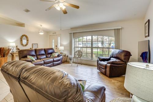 ‘Southern Comfort’ in Sebring! Family Home w/Yard