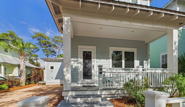 Southern Shell 74–Gated Retreat–Sleeps 9