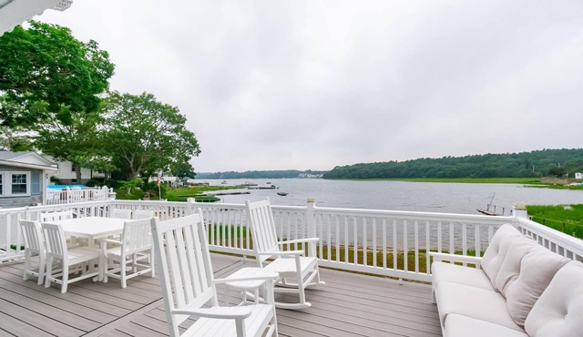 Spacious 3BR Sunset Island Beach House in Wareham