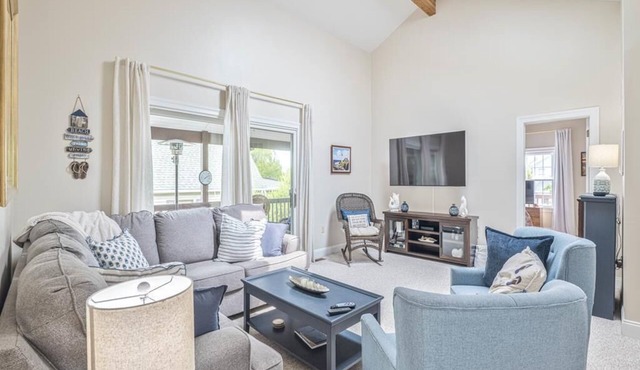 Spacious 6-Bedroom Home near Cape May Beaches