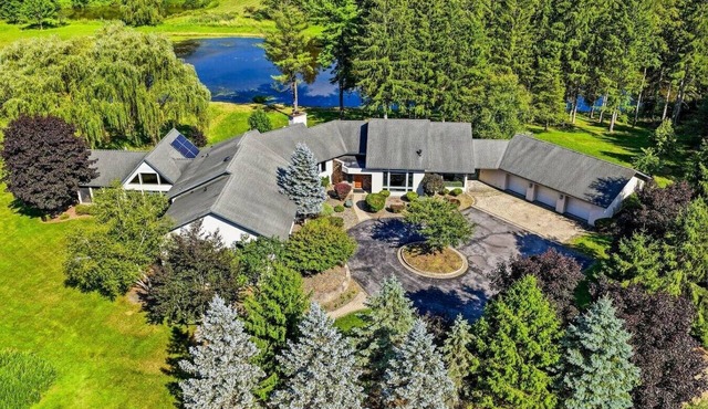 Spacious ADA 6BR Home for Groups w. Private Pond