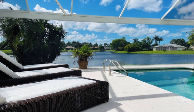 Stunning Cozy Home with Saltwater Pool & Panoramic Lake View