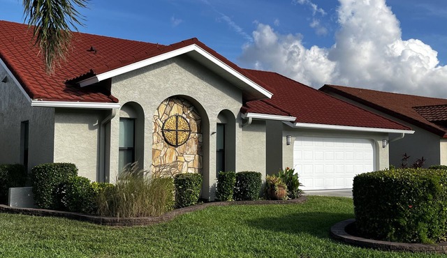 Stunning Cross Creek Single - 3BR - 3BA