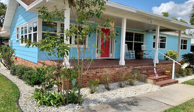 Stunning, 'Old Florida' lake house in Sebring, Florida with private dock!