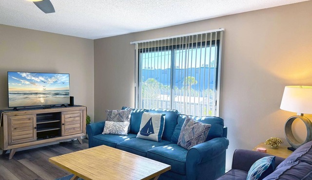 Sunburst Condo - Beach, Bay & Pool