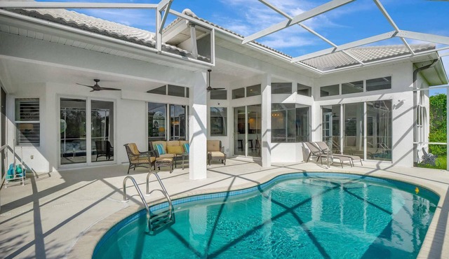 Sunny Retreat with Private Pool in North Naples