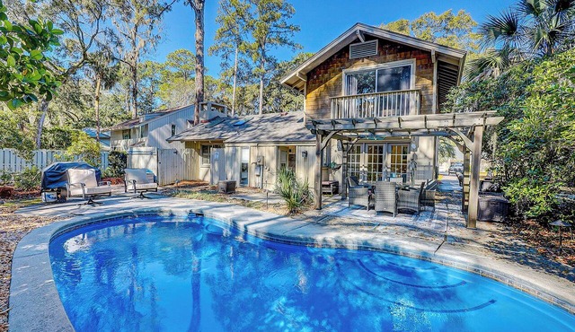 Sunset Rentals | 5 Rice Lane | Dog Friendly