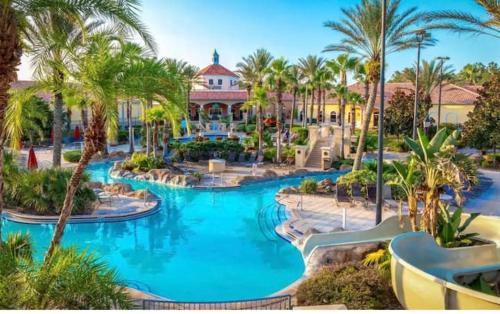 Sweet Getaway! Luxury Gated Resort & Lazy River
