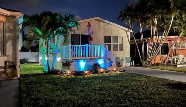 The Bitcoin Beach House on Hutchinson Island - Great Location!