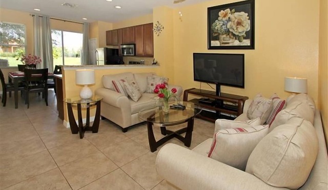 The Location! Gorgeous 3BD/3BA Townhome, Close To Disney World