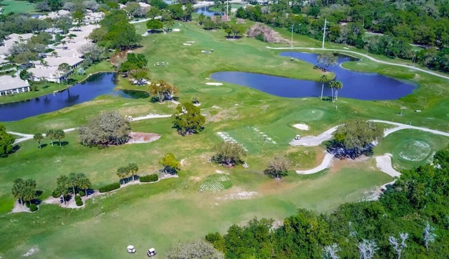 THE MEADOWS/WILLOW LINKS 2-bedroom/2 bathrooms condo